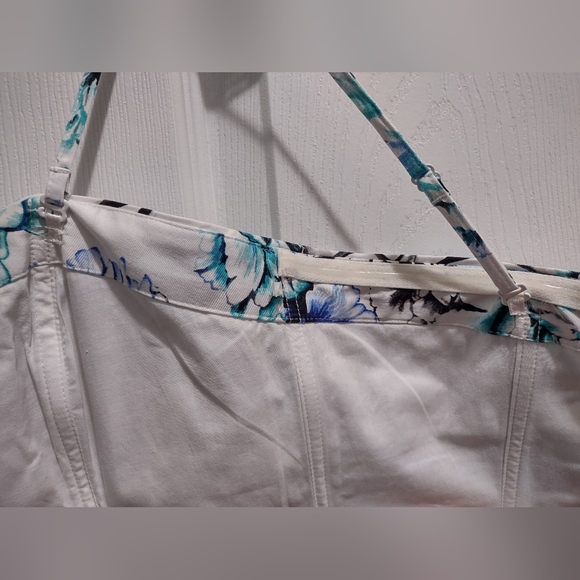 Floral Corset Top - Picture 7 of 9